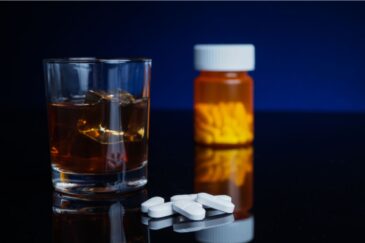 alcohol and doxycycline